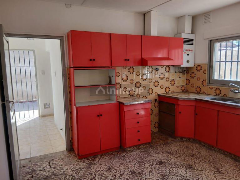 Departamento en Alquiler en Rivadavia, Mendoza