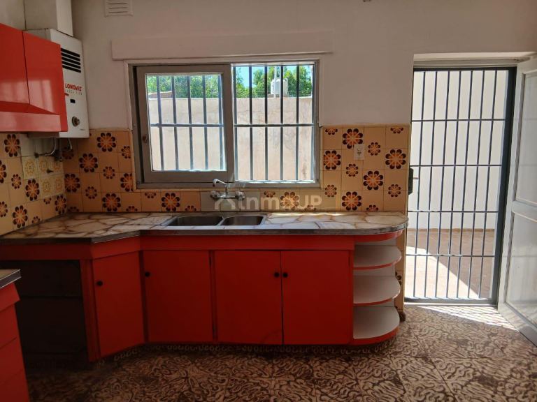 Departamento en Alquiler en Rivadavia, Mendoza