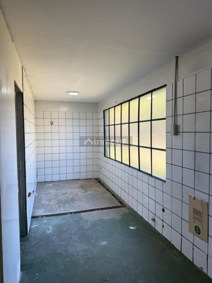 Local Comercial en Alquiler en San Carlos de Bariloche, Rio Negro