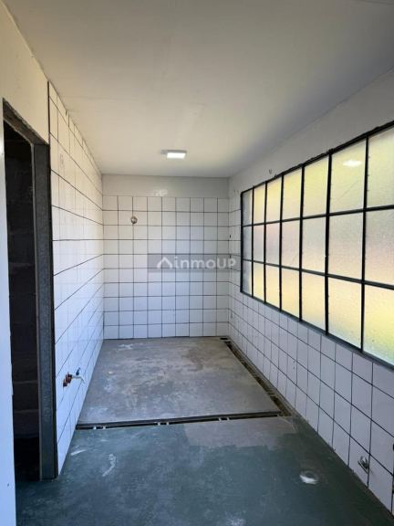 Local Comercial en Alquiler en San Carlos de Bariloche, Rio Negro