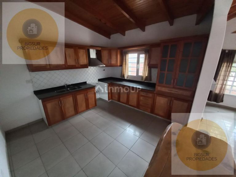 Casa en Venta en Fernandez Oro, Rio Negro