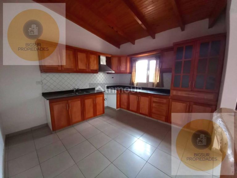 Casa en Venta en Fernandez Oro, Rio Negro