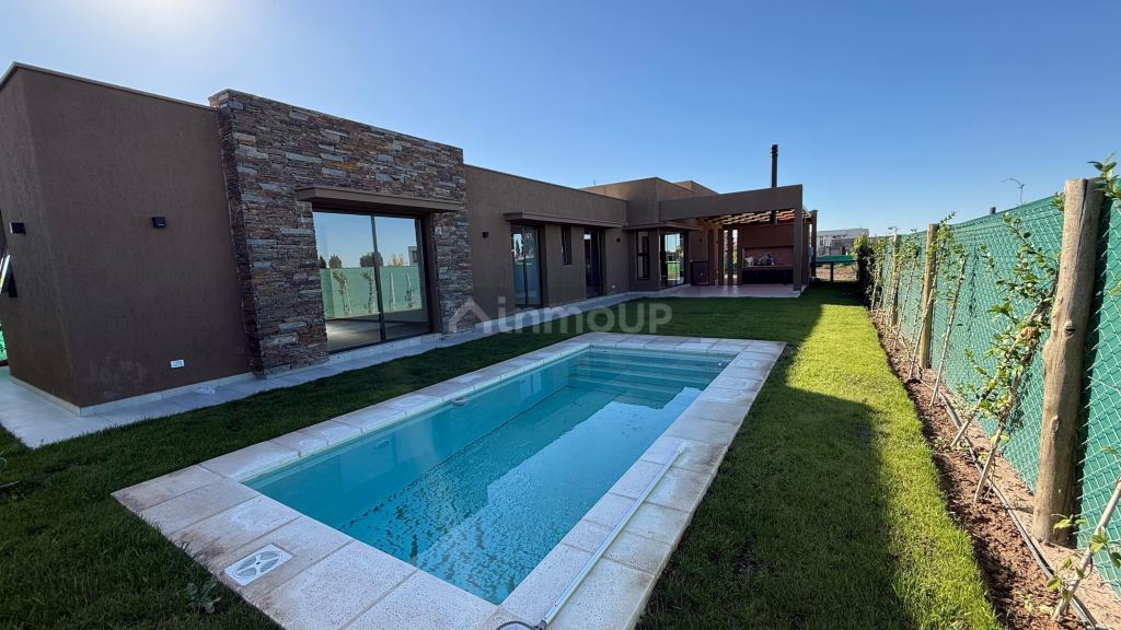 Casa en Venta en Maipu, Mendoza