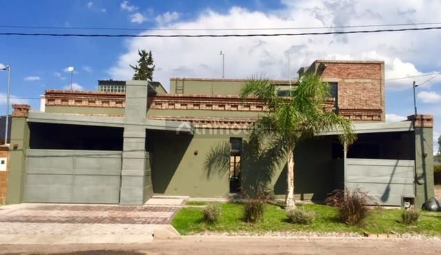 Guaymallen barrio jardines del puente