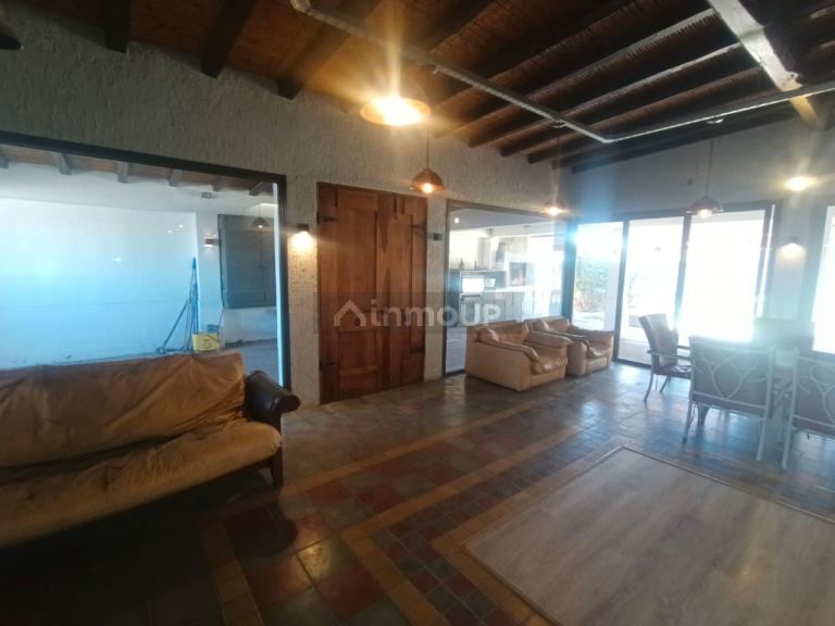 Casa en Venta en Guaymallen, Mendoza - USD 185.000 | Inmoup - 12