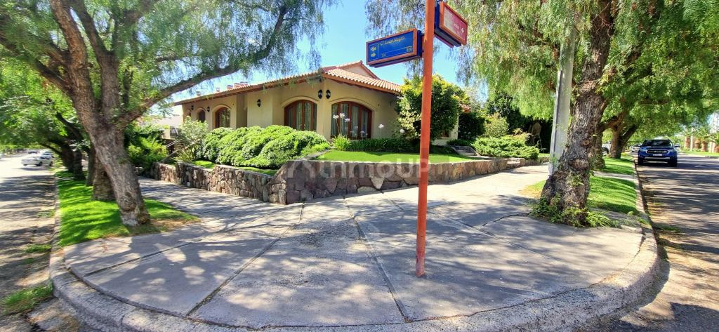 Casa en Venta en Capital, Mendoza