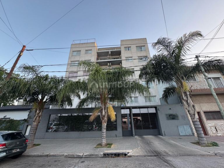 Departamento en Alquiler en Tres de Febrero, G.B.A. Zona Oeste