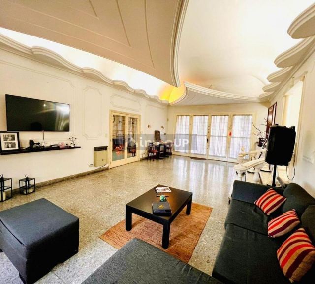 Casa en Venta en General San Martin, G.B.A. Zona Norte
