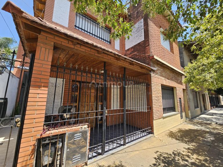 Casa en Alquiler en Tres de Febrero, G.B.A. Zona Oeste