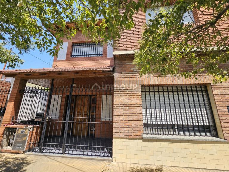 Casa en Alquiler en Tres de Febrero, G.B.A. Zona Oeste