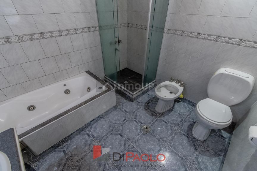 Casa en Venta en General San Martin, G.B.A. Zona Norte