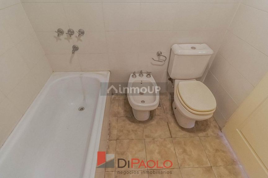 Departamento en Venta en Tres de Febrero, G.B.A. Zona Oeste