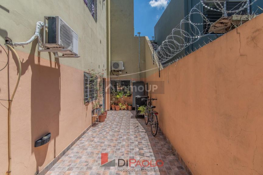 P H en Venta en Tres de Febrero, G.B.A. Zona Oeste