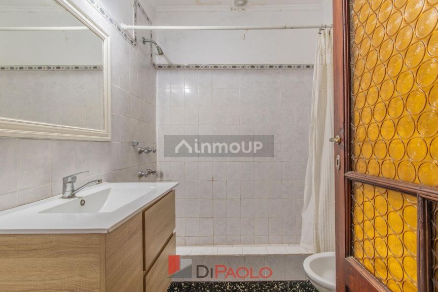 P H en Venta en Tres de Febrero, G.B.A. Zona Oeste