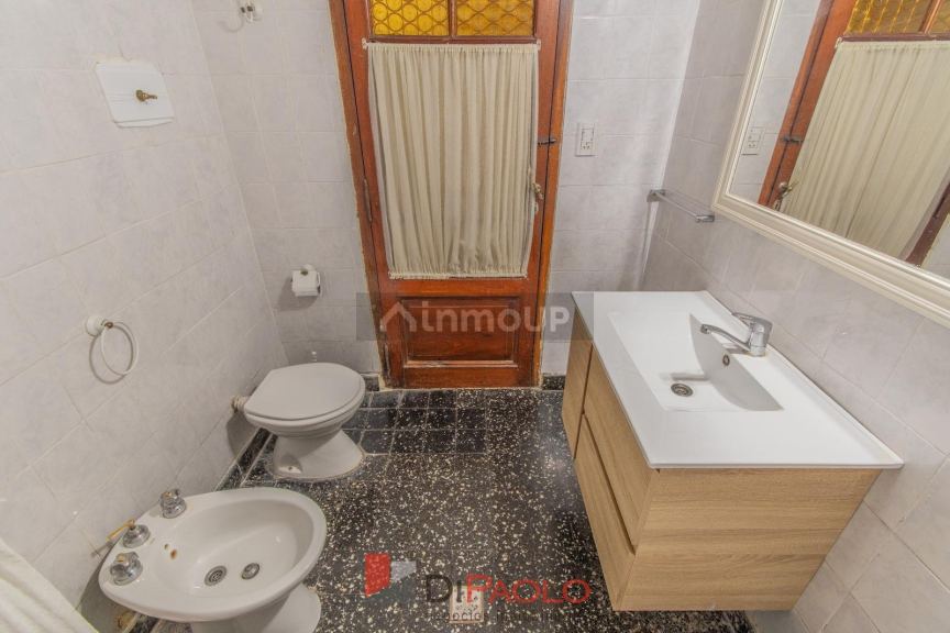 P H en Venta en Tres de Febrero, G.B.A. Zona Oeste