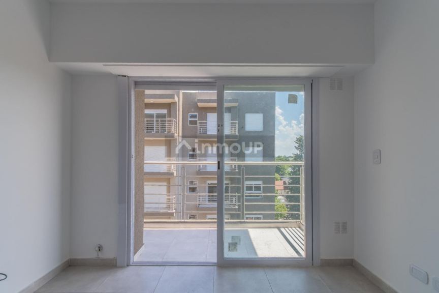 Departamento en Venta en Moron, G.B.A. Zona Oeste