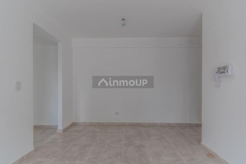 Departamento en Venta en Moron, G.B.A. Zona Oeste