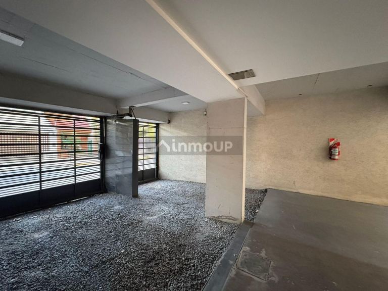 Cochera en Venta en General San Martin, G.B.A. Zona Norte