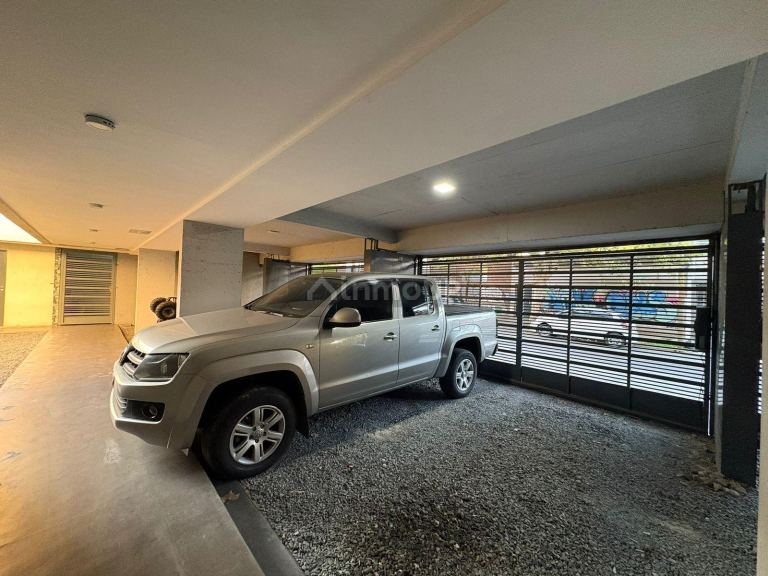 Cochera en Venta en General San Martin, G.B.A. Zona Norte