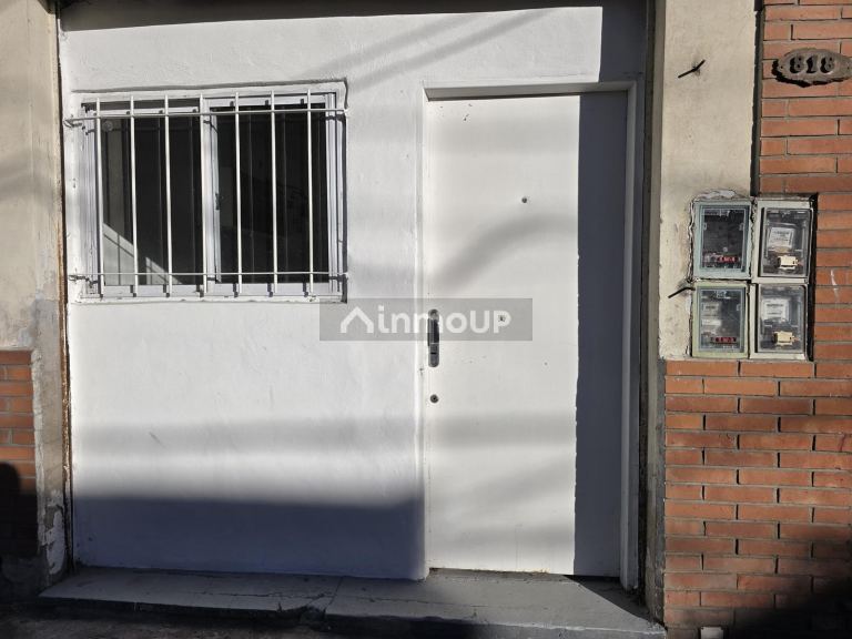 Departamento en Alquiler en Tres de Febrero, G.B.A. Zona Oeste