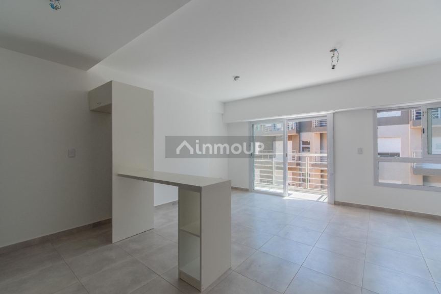 Departamento en Venta en Moron, G.B.A. Zona Oeste