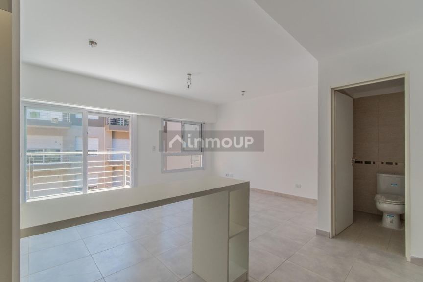 Departamento en Venta en Moron, G.B.A. Zona Oeste