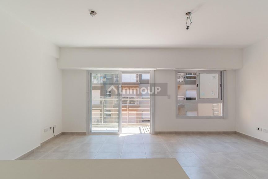 Departamento en Venta en Moron, G.B.A. Zona Oeste