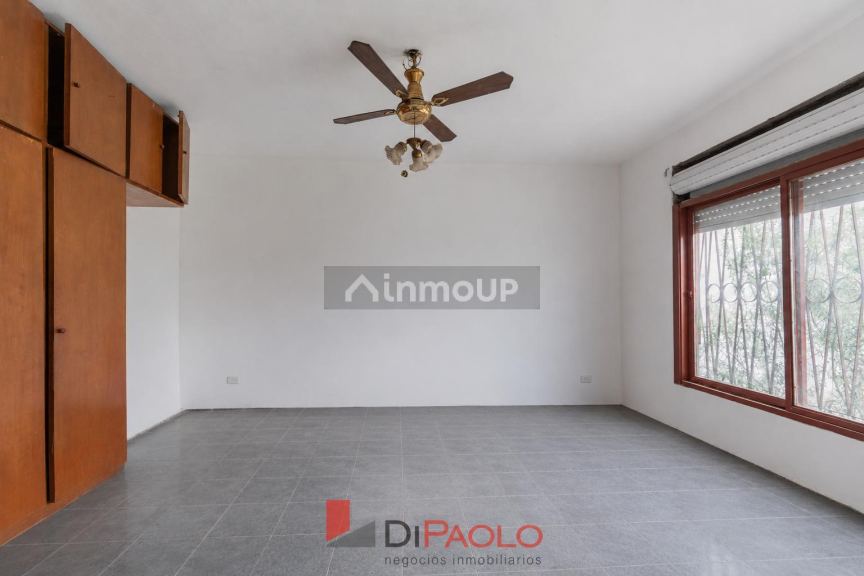 P H en Venta en Tres de Febrero, G.B.A. Zona Oeste