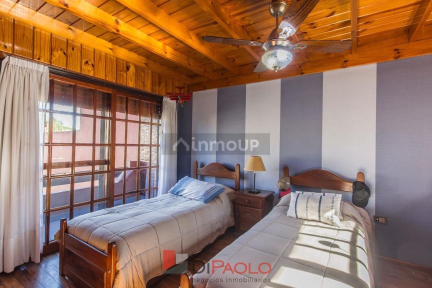 Casa en Venta en Tres de Febrero, G.B.A. Zona Oeste