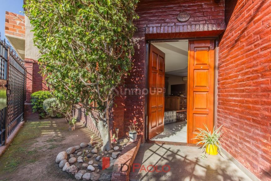 Casa en Venta en Tres de Febrero, G.B.A. Zona Oeste