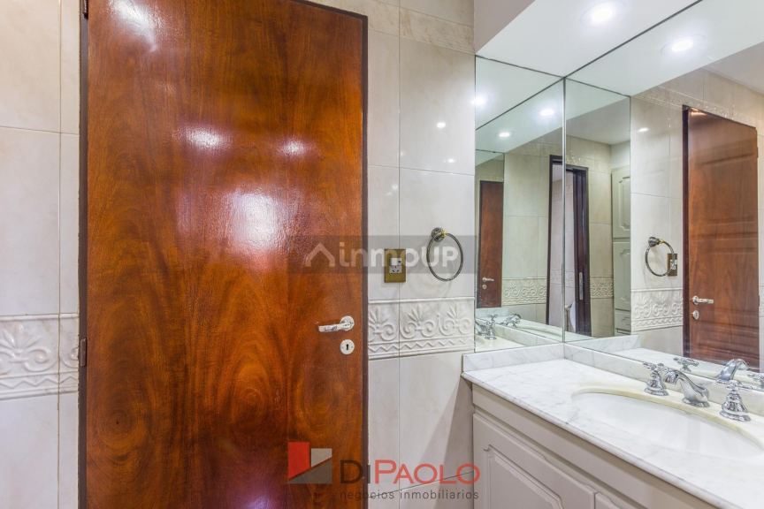 Casa en Venta en Tres de Febrero, G.B.A. Zona Oeste