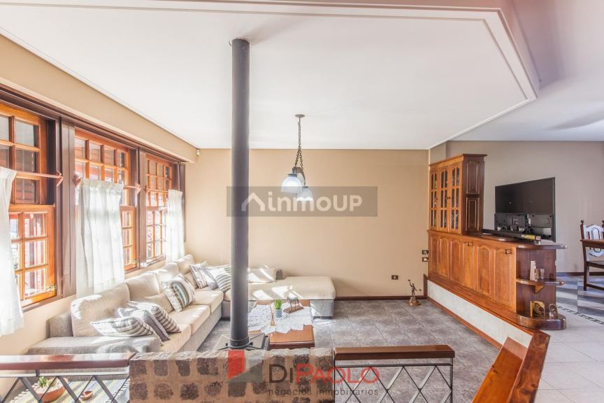 Casa en Venta en Tres de Febrero, G.B.A. Zona Oeste