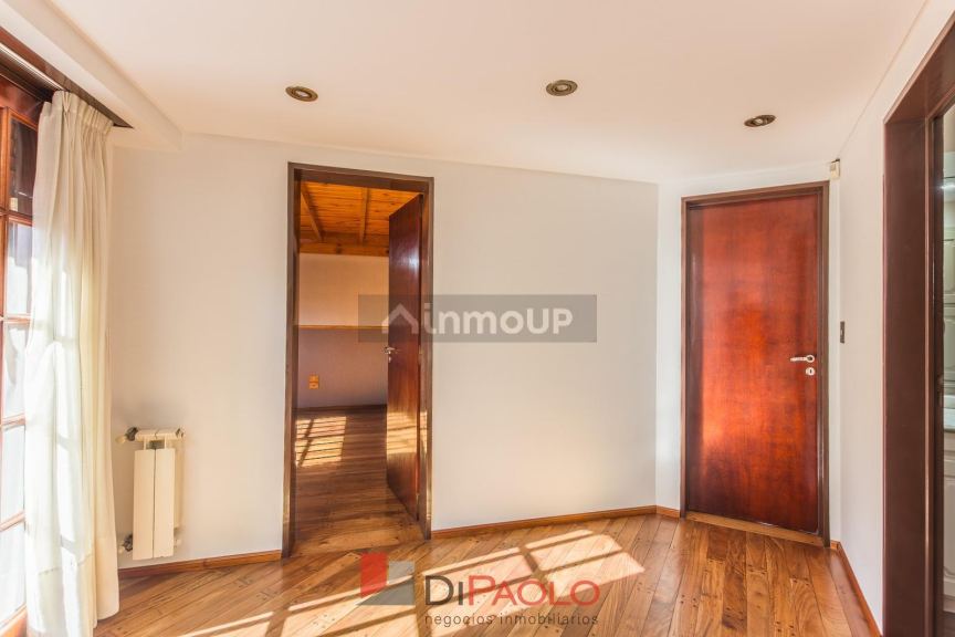 Casa en Venta en Tres de Febrero, G.B.A. Zona Oeste