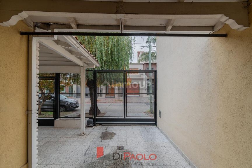 Casa en Venta en Tres de Febrero, G.B.A. Zona Oeste
