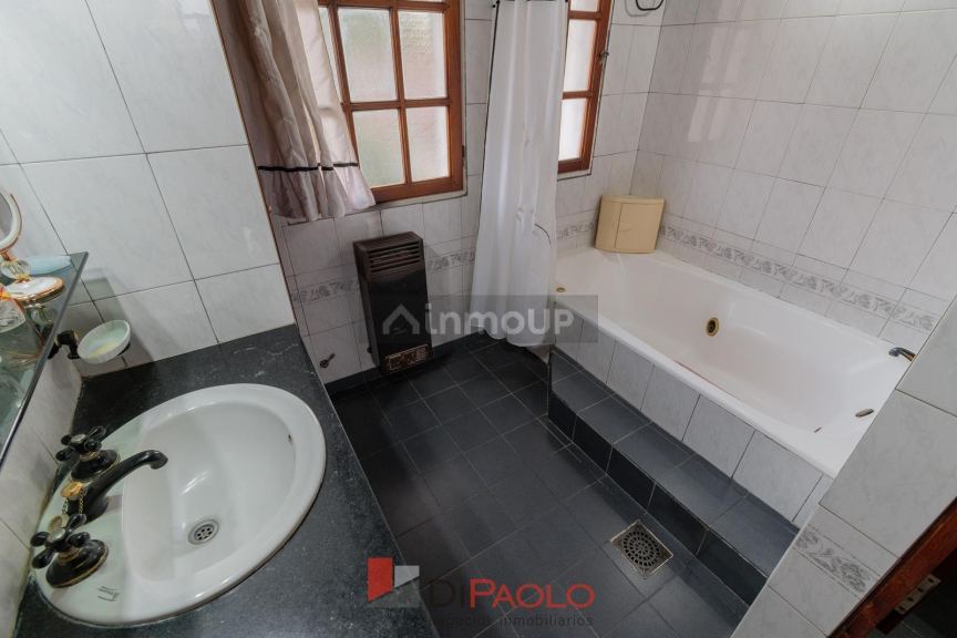 Casa en Venta en Tres de Febrero, G.B.A. Zona Oeste