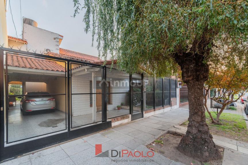 Casa en Venta en Tres de Febrero, G.B.A. Zona Oeste
