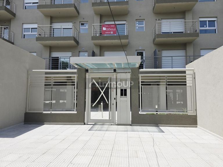 Departamento en Alquiler en Tres de Febrero, G.B.A. Zona Oeste