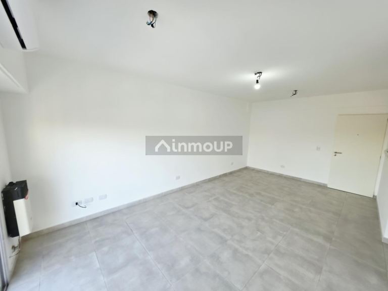 Departamento en Alquiler en Tres de Febrero, G.B.A. Zona Oeste