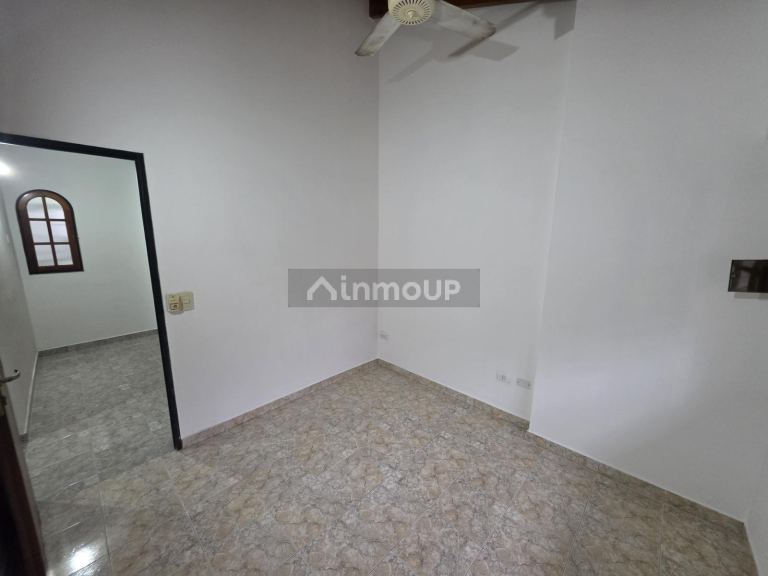 Departamento en Alquiler en Tres de Febrero, G.B.A. Zona Oeste