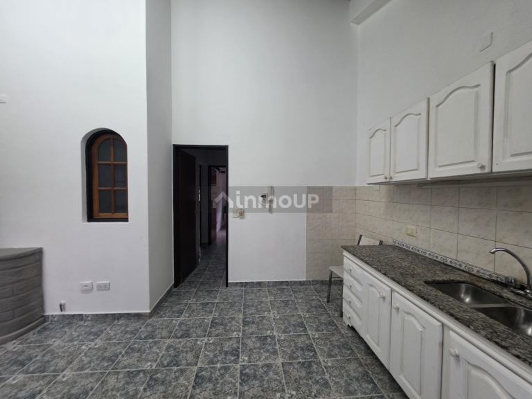 Departamento en Alquiler en Tres de Febrero, G.B.A. Zona Oeste
