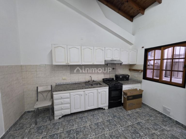 Departamento en Alquiler en Tres de Febrero, G.B.A. Zona Oeste