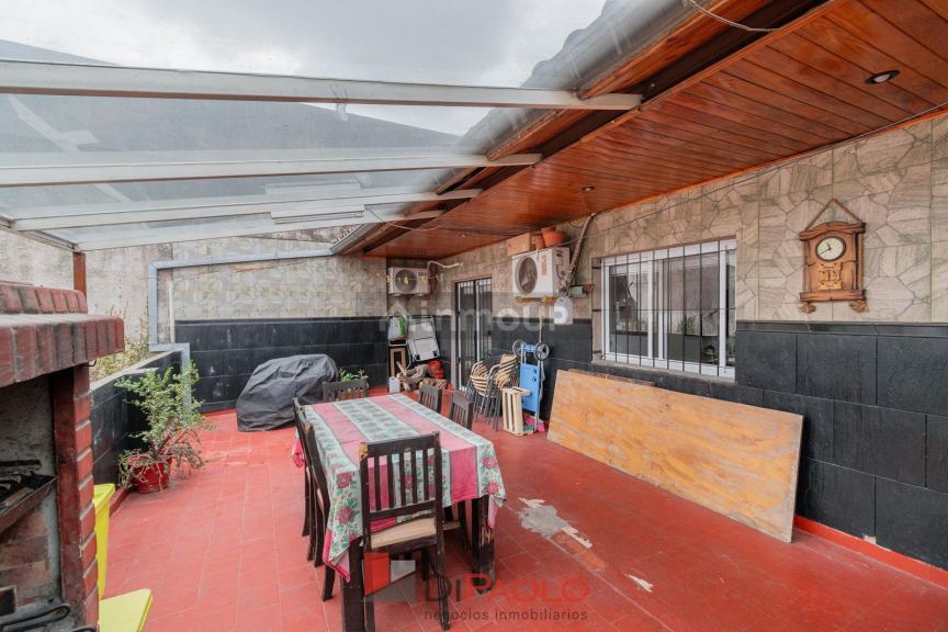 P H en Venta en Tres de Febrero, G.B.A. Zona Oeste