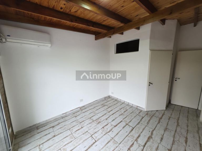 Casa en Alquiler en Tres de Febrero, G.B.A. Zona Oeste