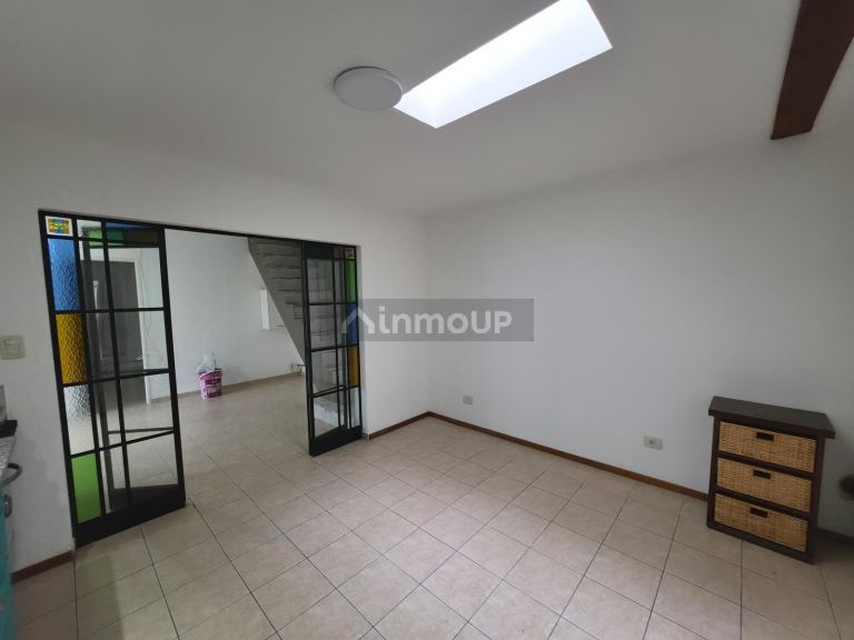 Casa en Alquiler en Tres de Febrero, G.B.A. Zona Oeste