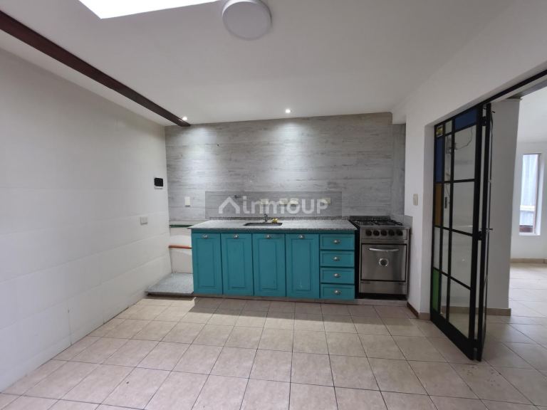 Casa en Alquiler en Tres de Febrero, G.B.A. Zona Oeste