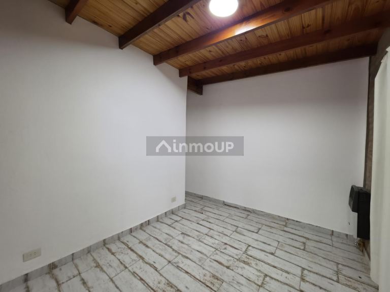 Casa en Alquiler en Tres de Febrero, G.B.A. Zona Oeste