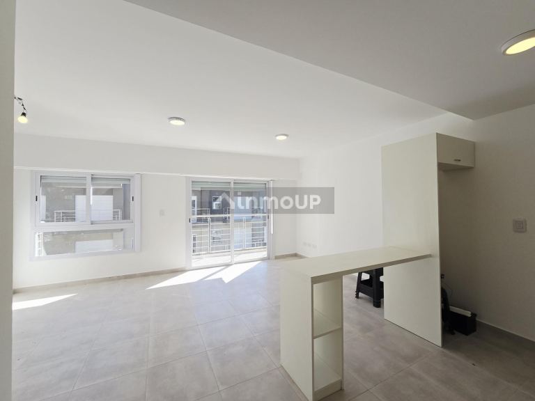 Departamento en Alquiler en Tres de Febrero, G.B.A. Zona Oeste
