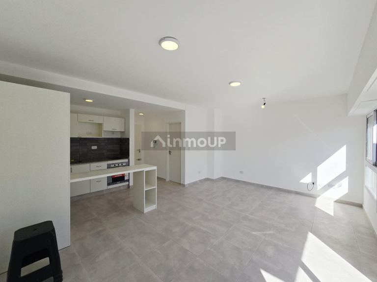 Departamento en Alquiler en Tres de Febrero, G.B.A. Zona Oeste