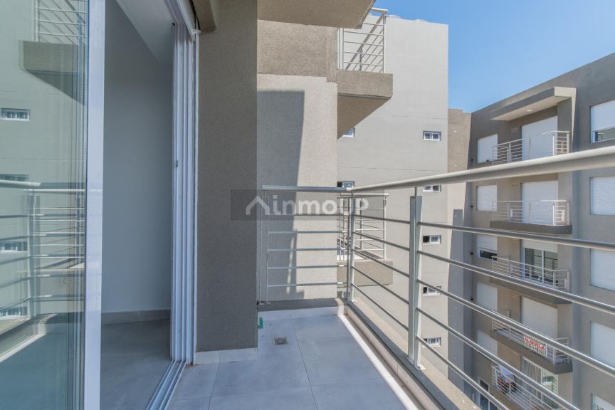 Departamento en Venta en Moron, G.B.A. Zona Oeste