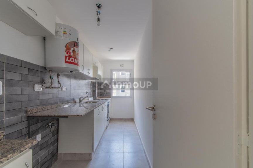 Departamento en Venta en Moron, G.B.A. Zona Oeste
